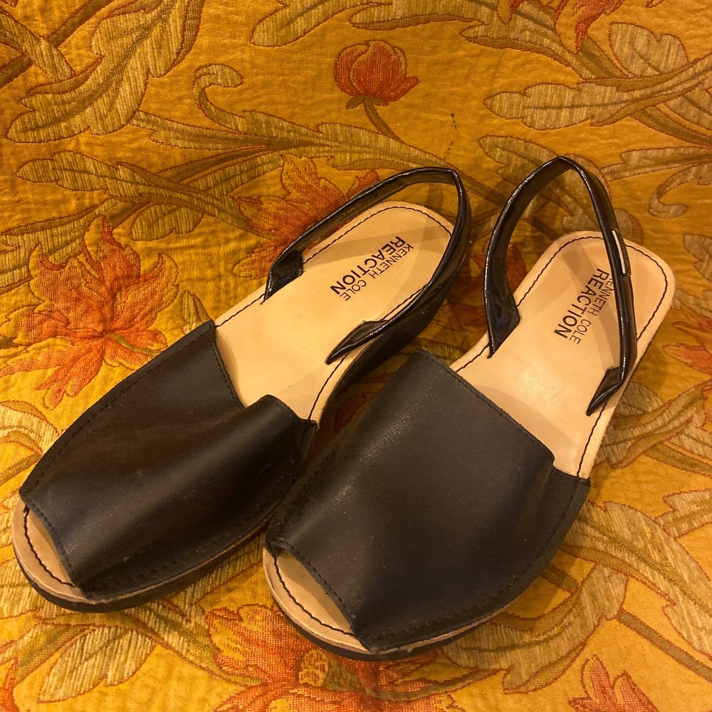 Kenneth Cole sandals